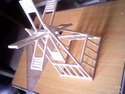 用筷子做的简单工艺品 一次性筷子做大风车步骤图解-tata儿童手工