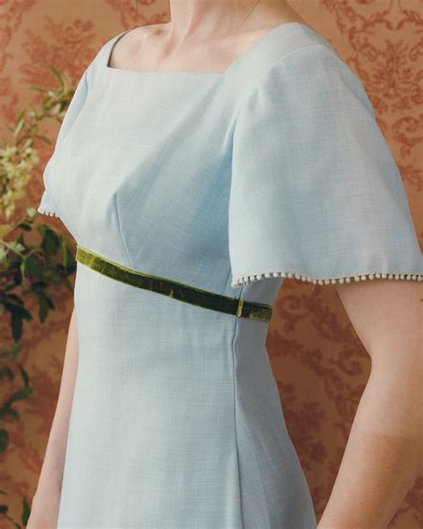 1930s-Style Empire Waist Column Dress With Velvet Waistband | Column ...