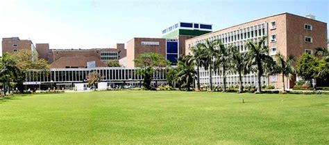 2018's top 20 medical colleges in India - Rediff.com Get Ahead