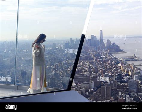People tour the views of New Jersey and the Manhattan Skyline at a ...
