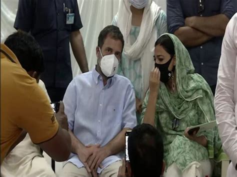 Rahul Gandhi pays tribute to former Delhi Congress Chief Tajdar Babar