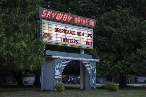 A Retro Treasure In A Modern World: The Skyway Drive-In Theatre - Door ...