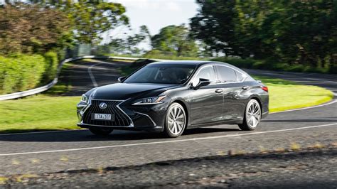 2022 Lexus ES300h Luxury review | CarExpert
