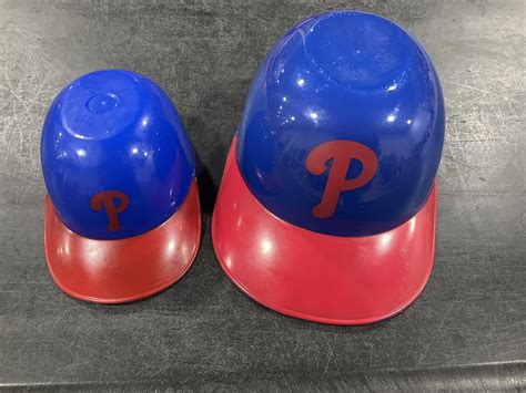 PHILLIES~2022 ICE CREAM & NACHOS HELMET BLUE/RED SGA | eBay