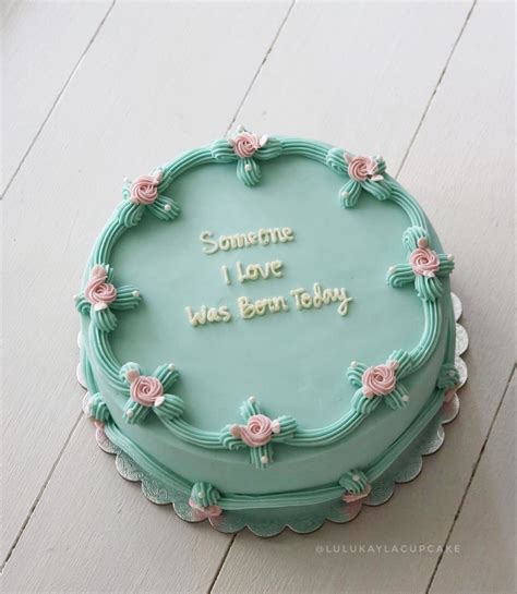 Flower buttercream cake | Kue elegan, Ide makanan, Hiasan kue