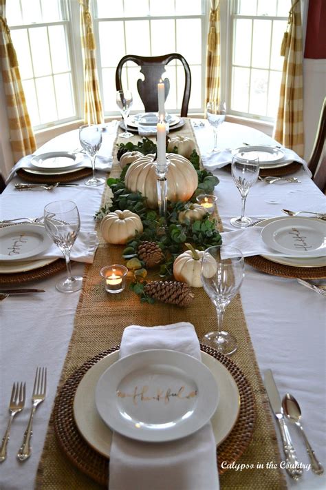 Elegant thanksgiving table setting with white pumpkins – Artofit