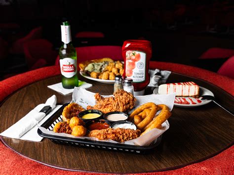 Johnny’s Hideaway - Review - Buckhead - Atlanta - The Infatuation