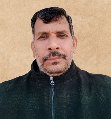 Mohinder Mastana-Sculptor of the Award Statuettes | Anand Memorial Awards