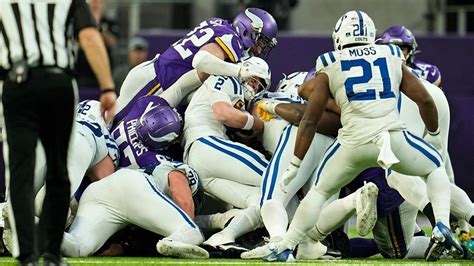 Colts stunned after blowing 33-0 lead in 'heartbreaking loss' - ESPN