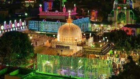 Sectarian clash erupts at Ajmer Sharif's dargah over reading of verses ...