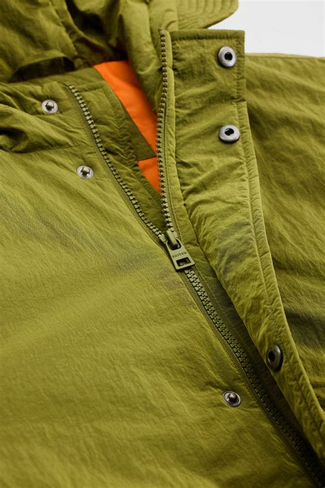 Buy Men's Olive Hooded Puffer Jacket Online | Snitch – SNITCH