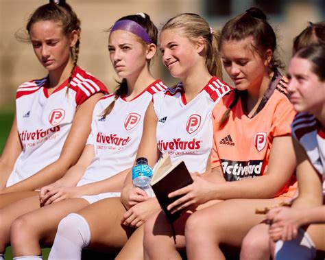 Girls Soccer Teams 的图像结果