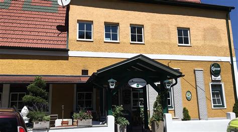 BRATWURSTGLOCKERL, Linz - Restaurant Reviews, Phone Number & Photos ...
