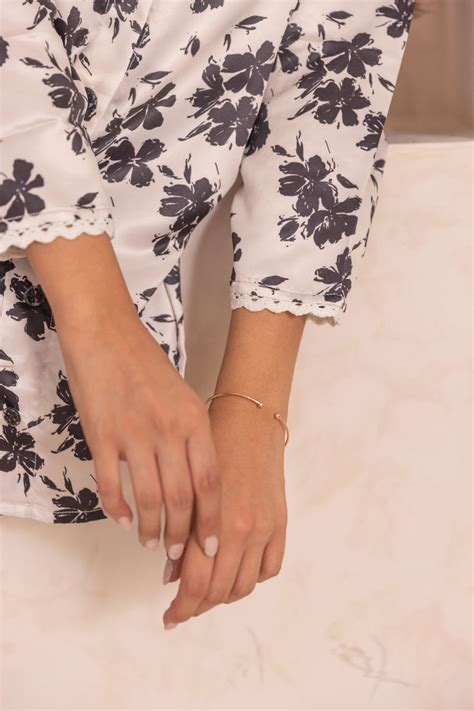 WHITE FLORAL SATIN CO-ORD