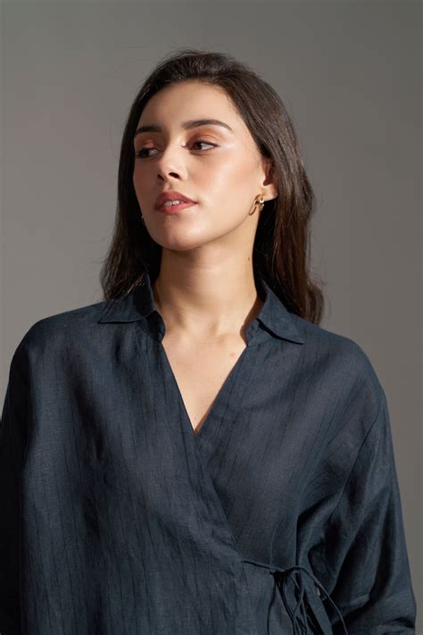 Buy Navy Blue Collar Tie Up Linen Top | Linen Tops for Women – Sava