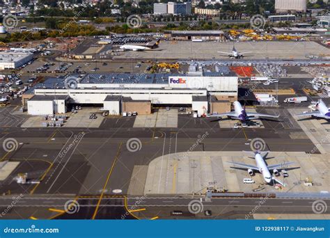 Newark Liberty International Airport, NJ, USA Editorial Photography ...