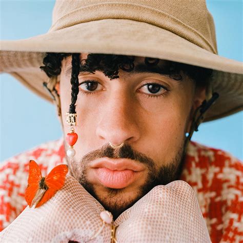 Bad Bunny fotos (40 fotos) - LETRAS.MUS.BR