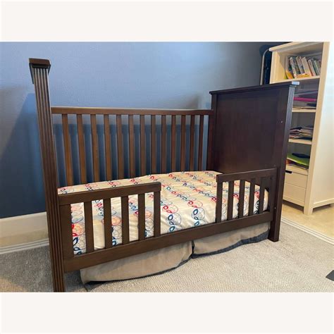 Pottery Barn Fillmore Convertible Crib - AptDeco