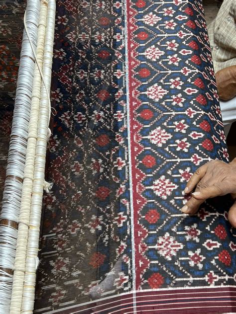 This family in Gujarat keeps 900-year-old heritage of Patola sarees alive