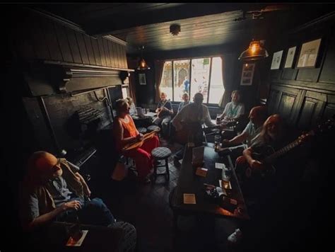 “The Hairy Folkers” folk music in the round every Sunday, 22-23 Spon ...