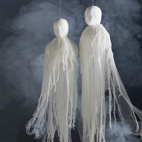 Hanging Ghost Display | Grandin Road