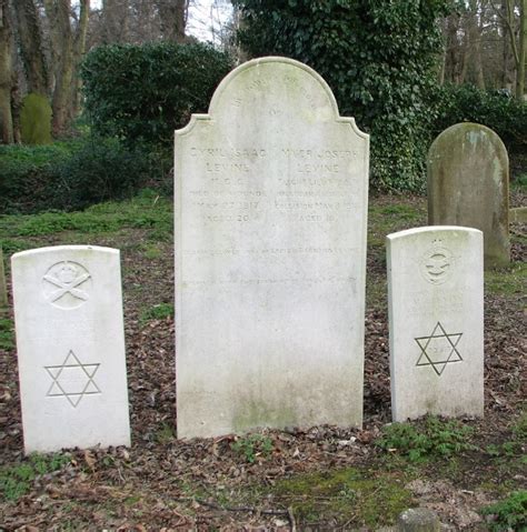 WW1 Trench Digging 的图像结果