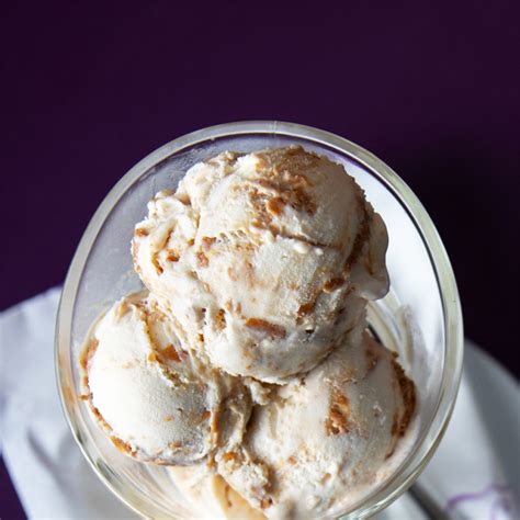 Flavours: Caramel Biscoff Ice Cream - S Luca Ice Cream
