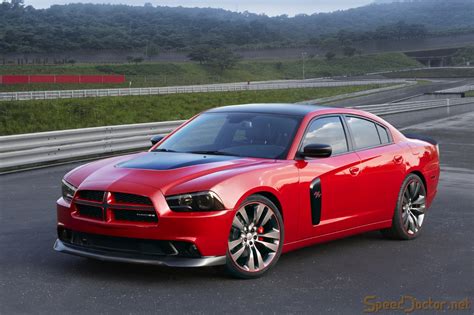 2011 Dodge Charger - Information and photos - MOMENTcar