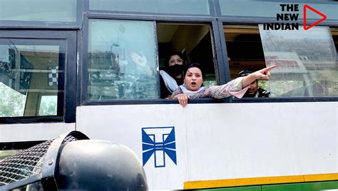 Delhi: Civic Body Halts Demolition Drive In Shaheen Bagh After Protest ...