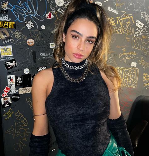 TW Pornstars - 1 pic. Sommer Ray. Twitter. 2:01 PM - 23 Mar 2023