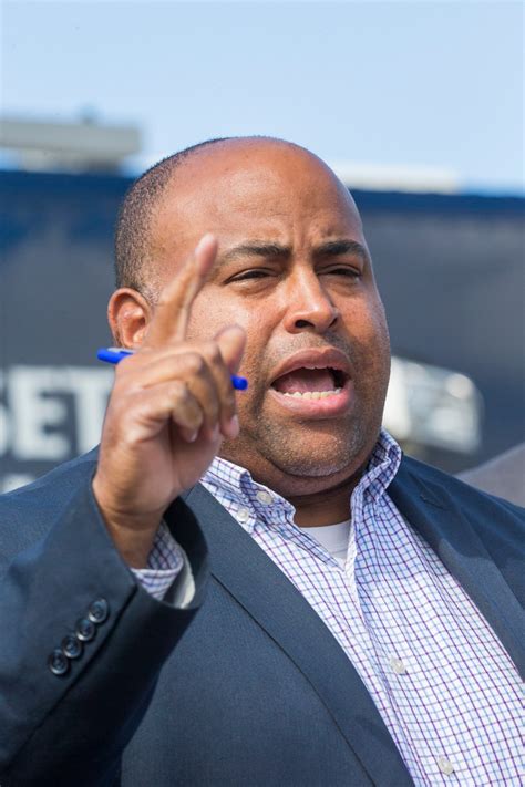 Gov. Charlie Baker, Lawrence Mayor Dan Rivera decry Columbia Gas ...