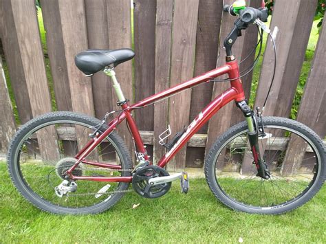 2013 Giant Sedona DX