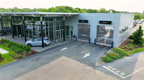 We're Hiring Service Technicians | Mercedes-Benz of Hanover