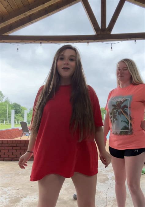 DayBowman (@shiftergripper) - Urlebird