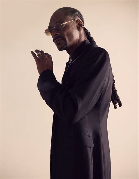 SNOOP DOGG RELEASES HIGHLY ANTICIPATED ALBUM MISSIONARY PRODUCED BY DR.DRE » West Coast Styles