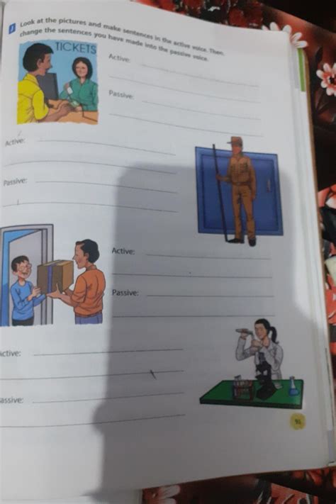 Look at the pictures and make sentences in the active voice. Then ...