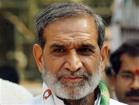 SC stays trial court proceedings against Sajjan Kumar in '84 anti-Sikh ...