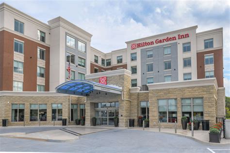 Hilton Garden Inn Cincinnati Midtown, 2145 Dana Ave, Cincinnati, OH ...