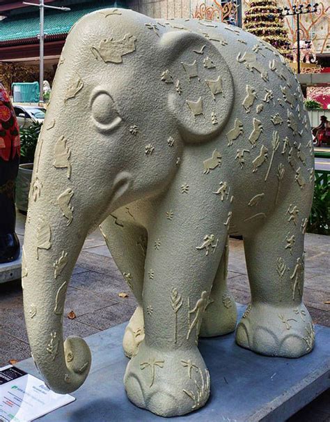 玻璃钢街道大象雕塑-玻璃钢雕塑厂