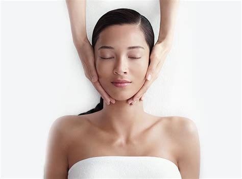 Facial Treatments, Body & Pregnancy Spa | Clarins Skin Spa Singapore ...