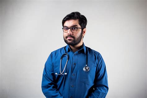 Personal Brand & Marketing for Doctors | MEDIFY