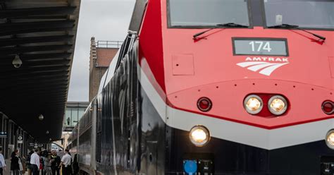 Passengers on Amtrak Borealis stranded in Hastings for more than 3 hours