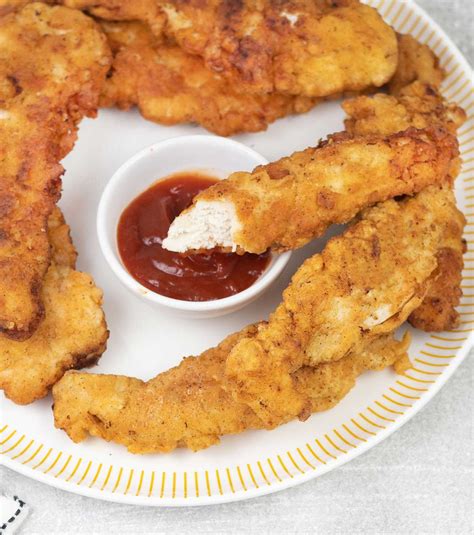 Crispy Fried Chicken Strips - Recipe Tale