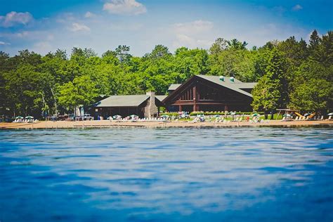 Grand View Lodge Bar and Lounge: Pictures & Reviews - Tripadvisor