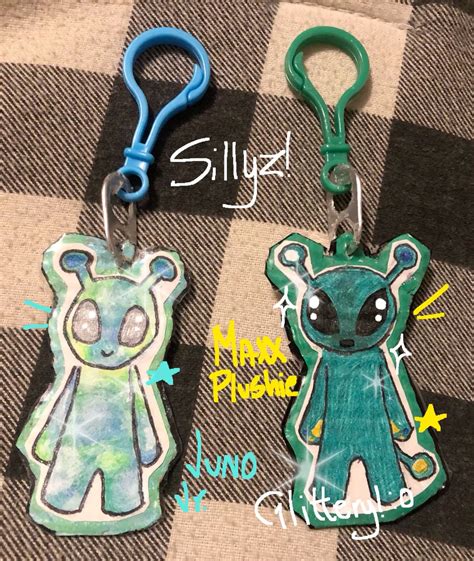 SUPER SILLY MAXX PLUSHIE & JUNO JR KEYCHAINZ!!! 👽💚🌟🪐🌠🌌🛸!!! in 2025 ...