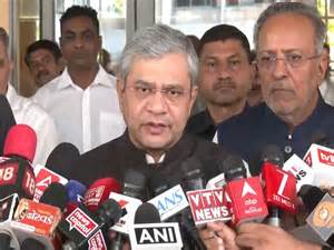 Ashwini Vaishnaw, Gujarat CM review progress of state's semiconductor ...