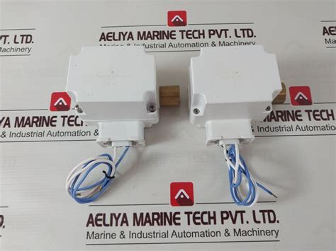 Aqua Signal 9840035600 Connection Box With Ignition Unit 8100407700 ...