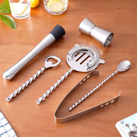 Stainless Steel Peg Measure And Cocktail Shaker Set Online - Premium ...