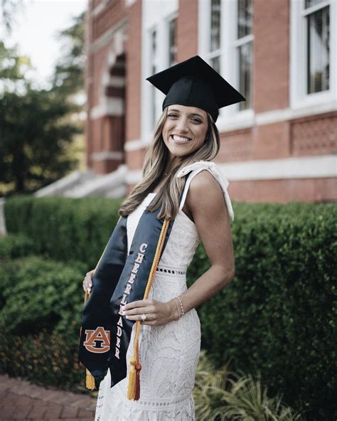 Meet Izzy Smoke: Biography, Age, Wiki, Career, Net Worth, Family and Early Life ...