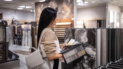 दुबई में जनरल ट्रेडिंग लाइसेंस - IFZA से आसान प्रक्रिया